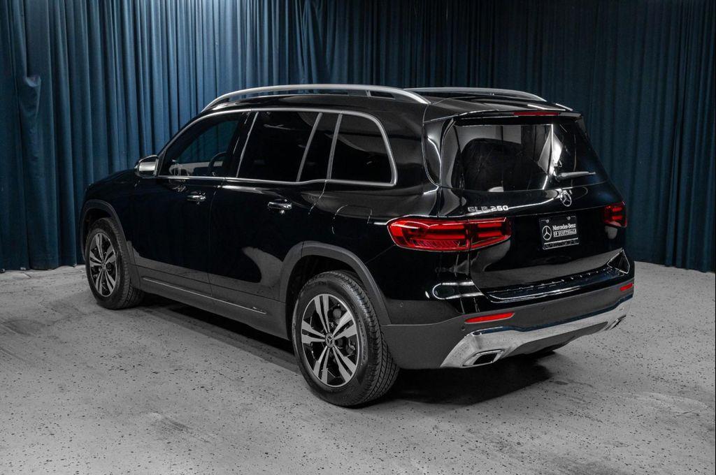new 2025 Mercedes-Benz GLB 250 car, priced at $47,145
