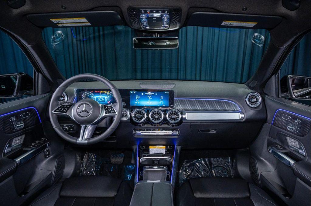 new 2025 Mercedes-Benz GLB 250 car, priced at $47,145