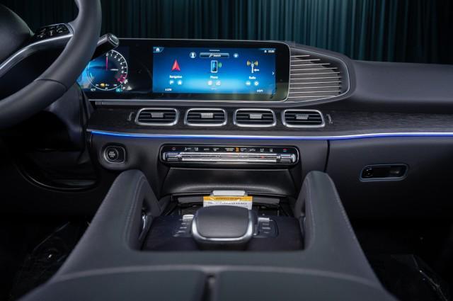 new 2025 Mercedes-Benz GLE 450e car, priced at $79,435
