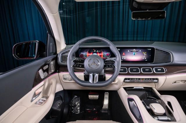 new 2025 Mercedes-Benz GLS 450 car, priced at $103,470