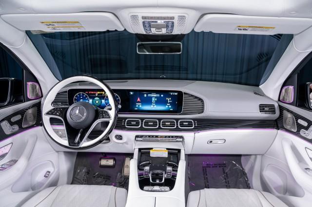 new 2025 Mercedes-Benz Maybach GLS 600 car, priced at $226,150