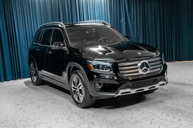 new 2024 Mercedes-Benz GLB 250 car, priced at $52,390