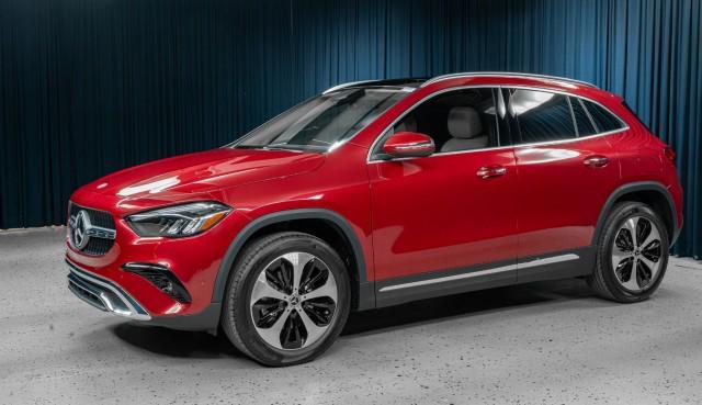 new 2025 Mercedes-Benz GLA 250 car, priced at $51,460