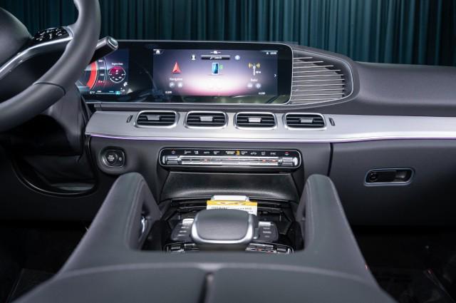 new 2025 Mercedes-Benz GLE 450 car, priced at $82,970