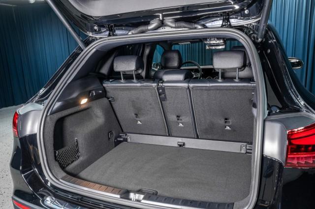 new 2025 Mercedes-Benz GLA 250 car, priced at $42,250