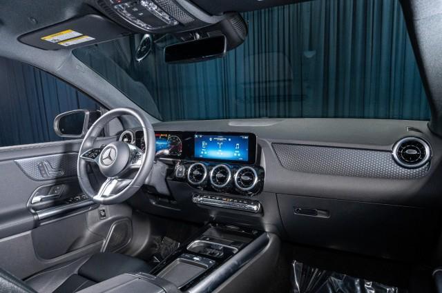 new 2025 Mercedes-Benz GLA 250 car, priced at $42,250