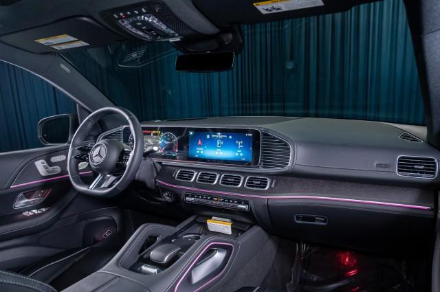 new 2025 Mercedes-Benz GLS 580 car, priced at $123,345