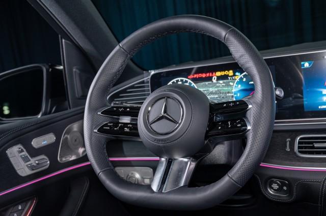 new 2025 Mercedes-Benz GLS 580 car, priced at $123,345