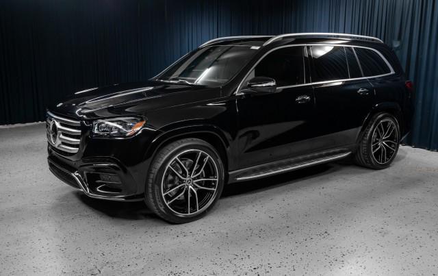 new 2025 Mercedes-Benz GLS 580 car, priced at $123,345