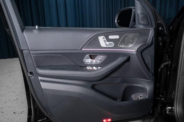new 2025 Mercedes-Benz GLS 580 car, priced at $123,345