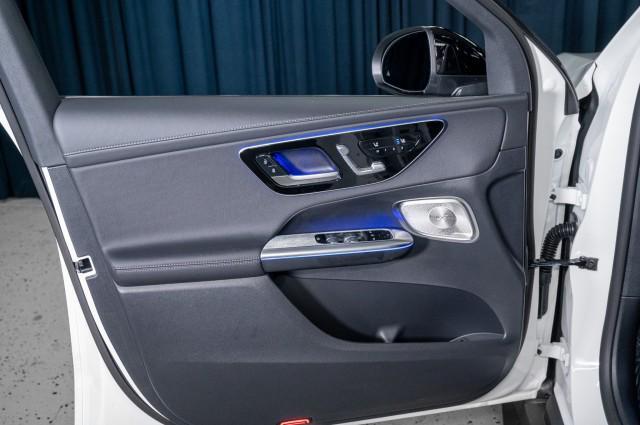 new 2025 Mercedes-Benz GLC 300 car, priced at $59,385