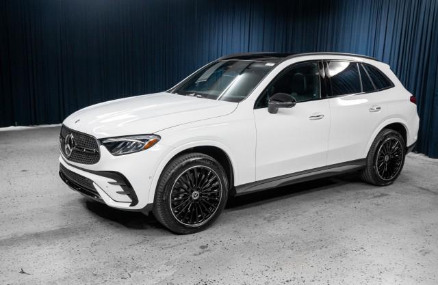 new 2025 Mercedes-Benz GLC 300 car, priced at $59,385