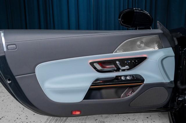 new 2025 Mercedes-Benz AMG SL 55 car, priced at $172,380