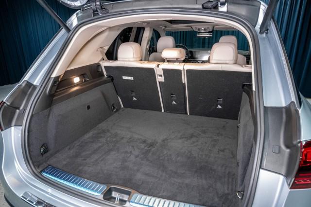new 2025 Mercedes-Benz GLE 450e car, priced at $81,860