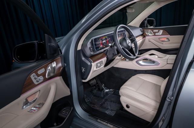 new 2025 Mercedes-Benz GLE 450e car, priced at $81,860