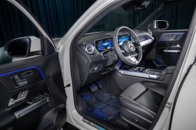 new 2024 Mercedes-Benz EQB 300 car, priced at $62,145