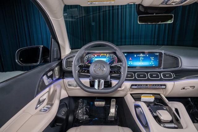 new 2025 Mercedes-Benz GLS 450 car, priced at $104,865