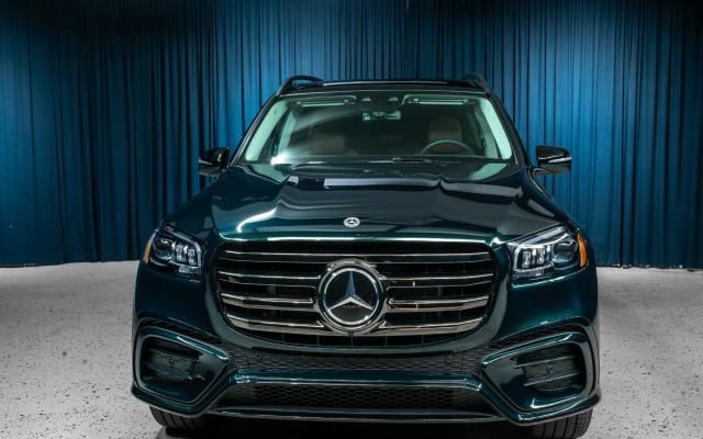 new 2025 Mercedes-Benz GLS 450 car, priced at $97,540