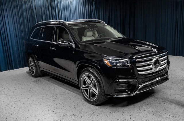 new 2025 Mercedes-Benz GLS 450 car, priced at $95,575