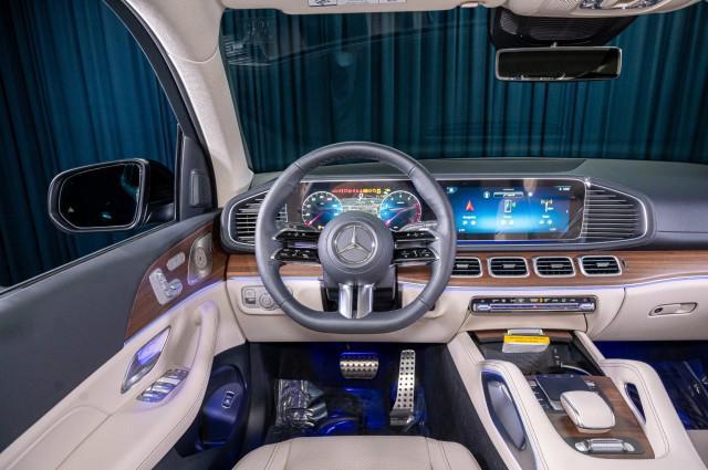 new 2025 Mercedes-Benz GLS 450 car, priced at $95,575