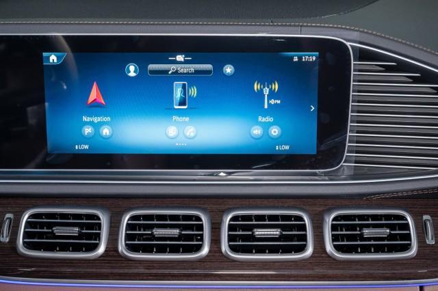 new 2025 Mercedes-Benz GLS 450 car, priced at $97,662