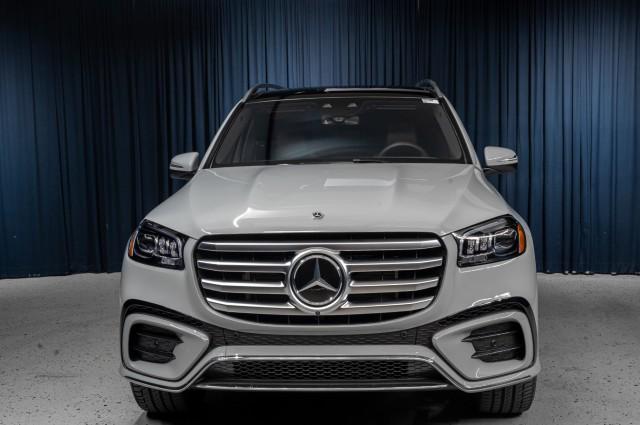 new 2025 Mercedes-Benz GLS 450 car, priced at $101,275