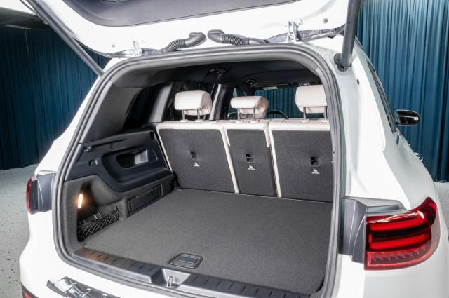 new 2025 Mercedes-Benz GLB 250 car, priced at $48,920