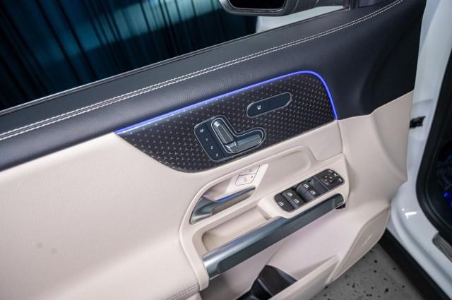 new 2025 Mercedes-Benz GLB 250 car, priced at $48,920
