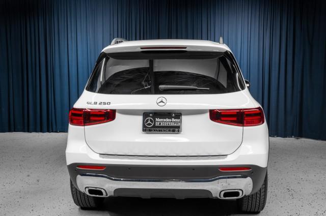 new 2025 Mercedes-Benz GLB 250 car, priced at $48,920