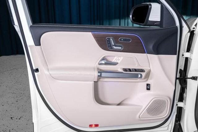 new 2025 Mercedes-Benz GLB 250 car, priced at $47,470