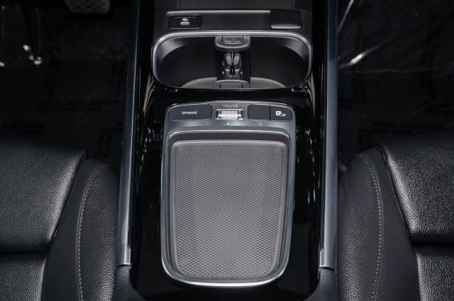 new 2025 Mercedes-Benz GLA 250 car, priced at $42,250