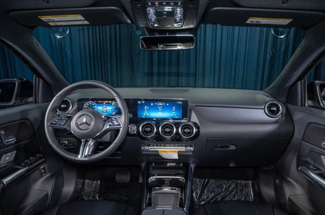 new 2025 Mercedes-Benz GLA 250 car, priced at $42,250