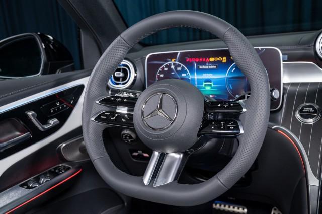 new 2025 Mercedes-Benz GLC 350e car, priced at $71,925