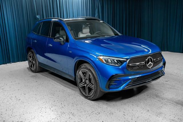 new 2025 Mercedes-Benz GLC 350e car, priced at $71,925