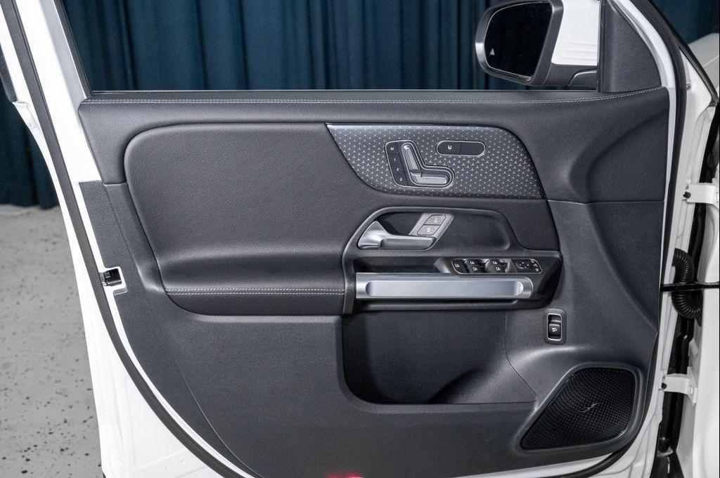 new 2026 Mercedes-Benz GLB 250 car, priced at $47,615