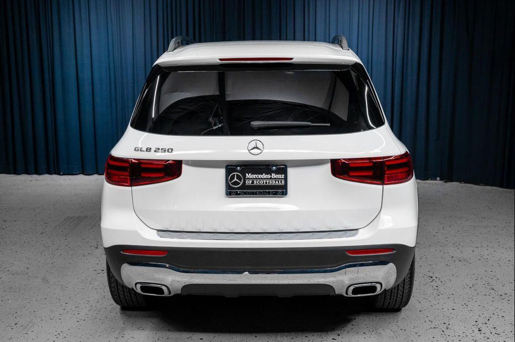 new 2026 Mercedes-Benz GLB 250 car, priced at $47,615