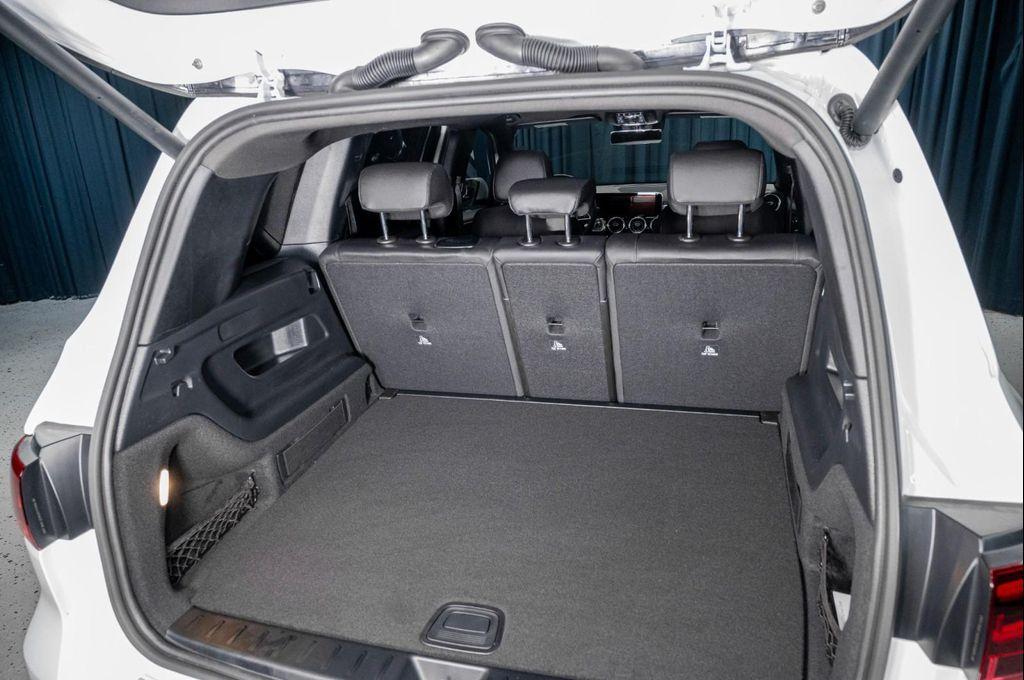 new 2026 Mercedes-Benz GLB 250 car, priced at $47,615