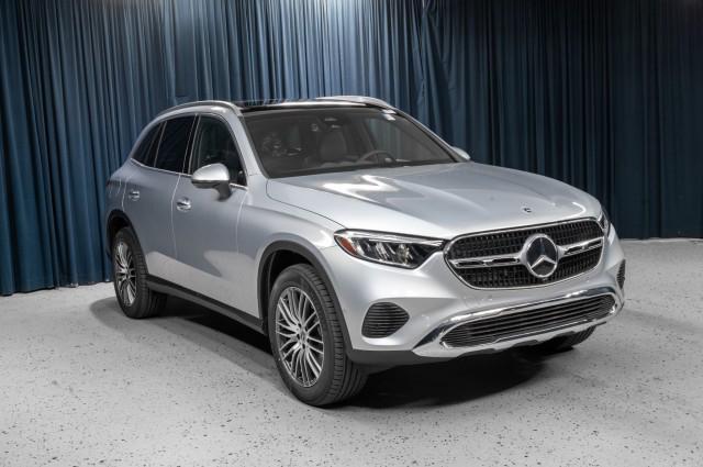 new 2024 Mercedes-Benz GLC 300 car, priced at $52,815