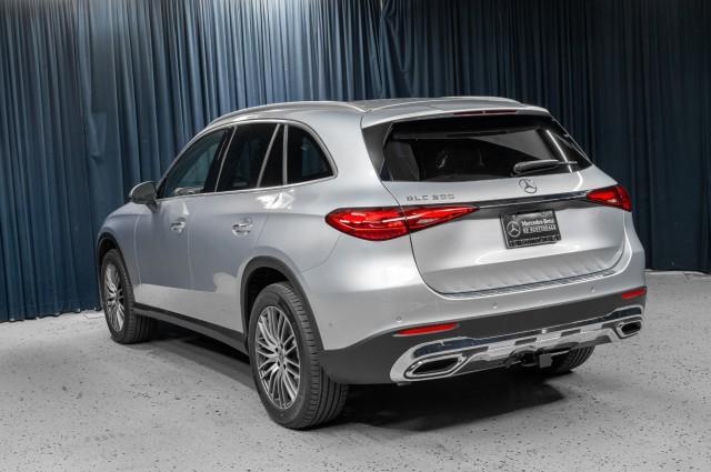 new 2024 Mercedes-Benz GLC 300 car, priced at $52,815