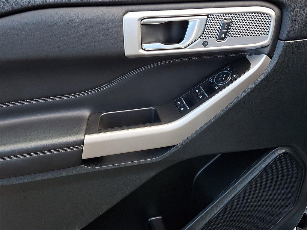 used 2023 Ford Explorer car, priced at $33,250