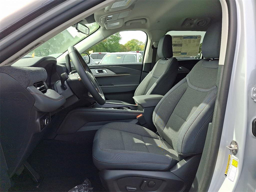 new 2025 Ford Explorer car, priced at $44,145