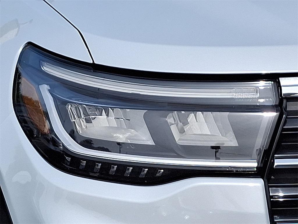 new 2025 Ford Explorer car, priced at $44,145
