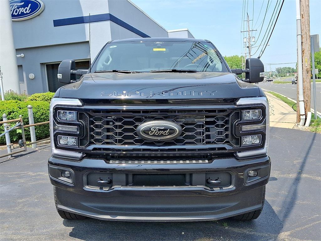 new 2025 Ford F-250 car, priced at $70,365