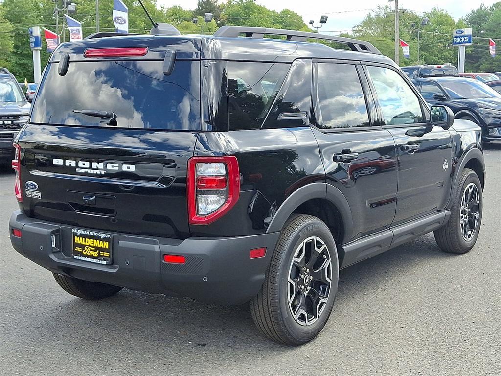 new 2025 Ford Bronco Sport car, priced at $40,485