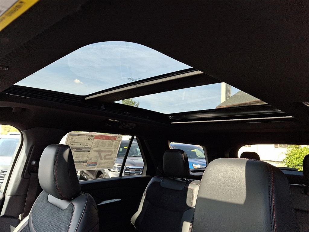 new 2025 Ford Explorer car, priced at $61,860