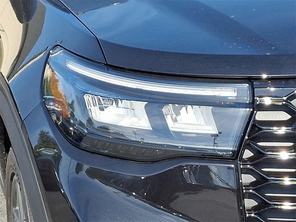 new 2025 Ford Explorer car, priced at $61,860