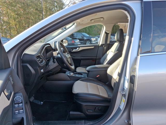 used 2022 Ford Escape car, priced at $25,250