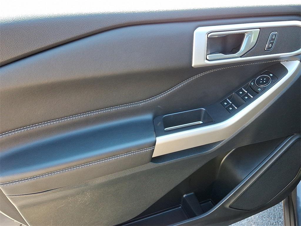 used 2023 Ford Explorer car, priced at $31,995