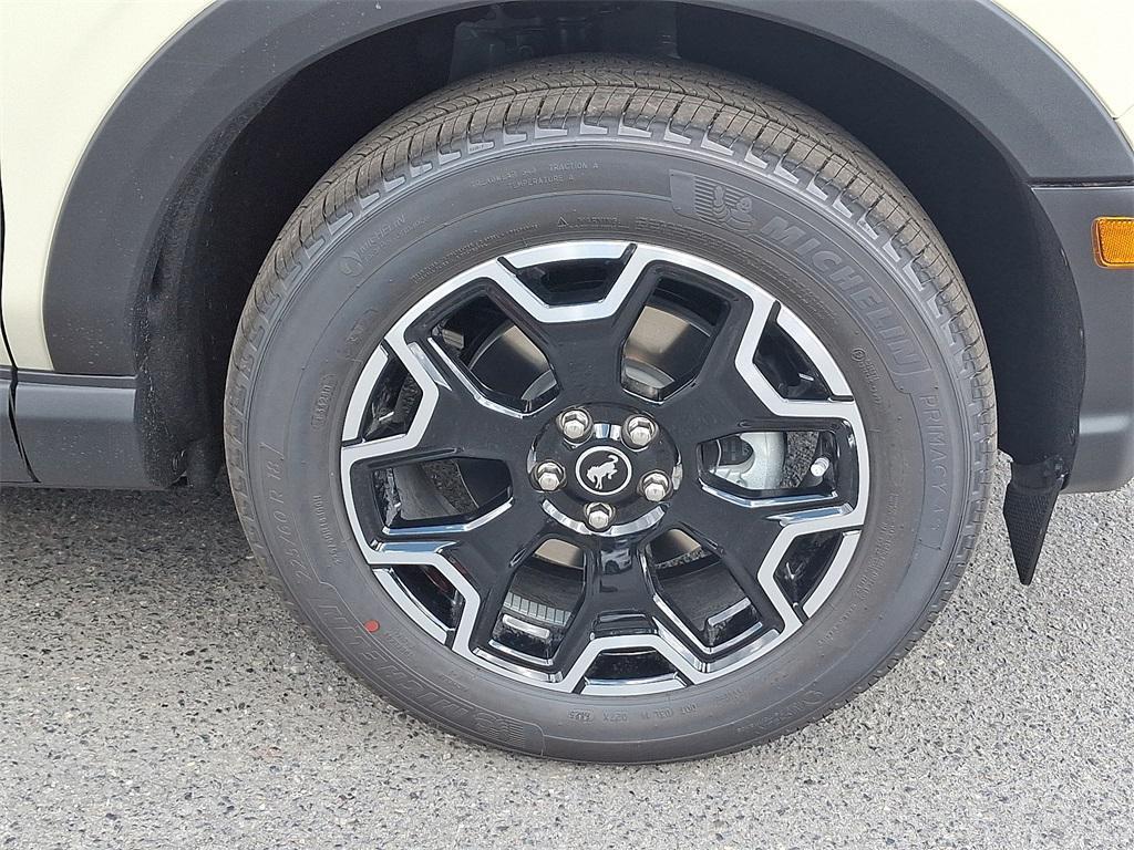 new 2025 Ford Bronco Sport car, priced at $41,875