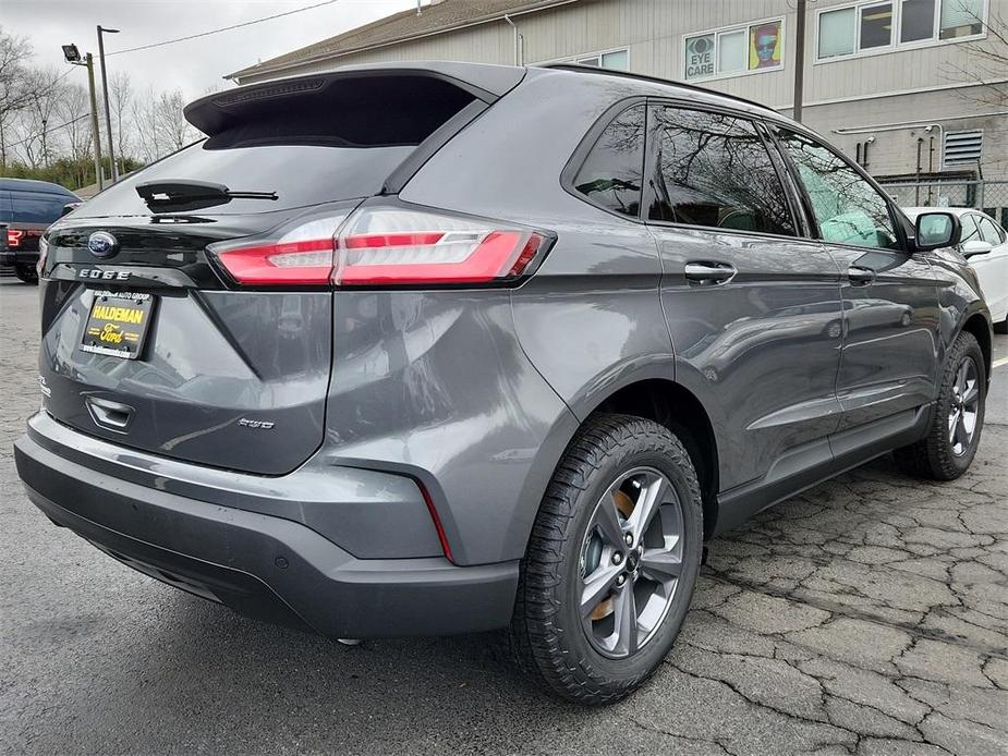 new 2024 Ford Edge car, priced at $43,705